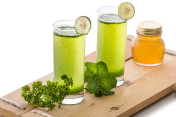 Parsley and mint juice