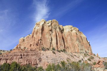 Fototapeta na wymiar Red rock mesa outcrop New Mexico