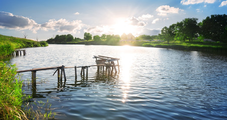Naklejka premium Broken pier