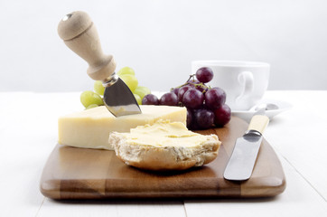 buttered bun and irish cheddar cheese