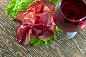 jamon and red wine