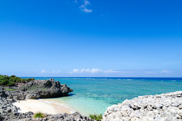 沖縄県　鳩間島　立原浜