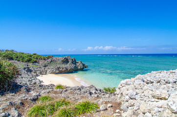 沖縄県　鳩間島　立原浜