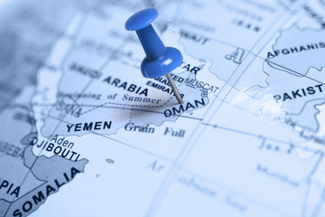 Location Oman. Blue pin on the map.