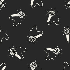 doodle microphone seamless pattern background - 80050193