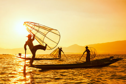 Traditional Burmese fisherman at Inle lake Myanmar