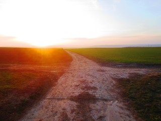 Weg in der Abendsonne