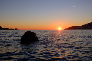 Fototapeta na wymiar Sunset on the Mediterranean Sea