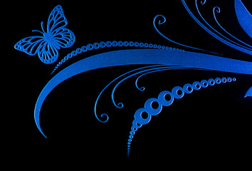 Highlighted laser engraving on glass surface