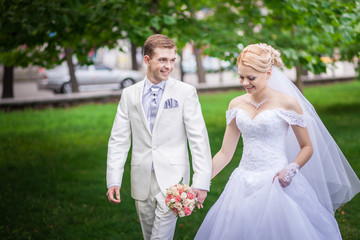 groom and bride on walking