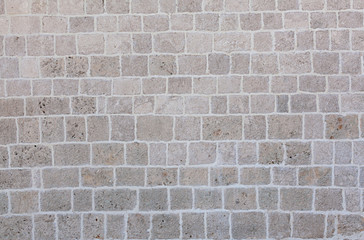 Wall of natural stone