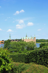 Fototapeta na wymiar Frederiksborg Palace and its vicinities, Hillerod, Denmark
