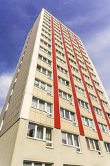 Sanierter Plattenbau