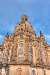Fototapeta na wymiar Frauenkirche Dresden am frühen Abend