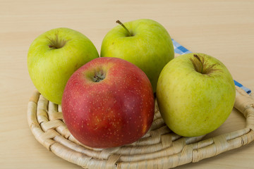 Red and green apples