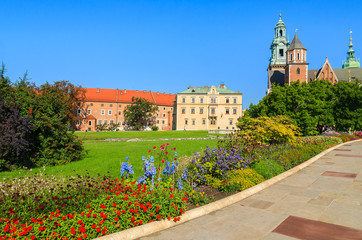 Fototapeta na wymiar Beautiful Wawel castle in summer time, Krakow, Poland