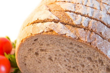 Sliced bread with tomatoes