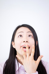 Fototapeta premium 驚く女性