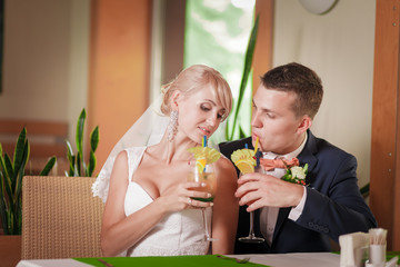 groom and bride, cocktail