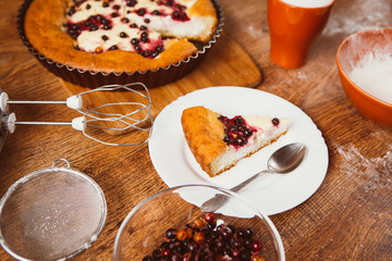 Red and black currant cake