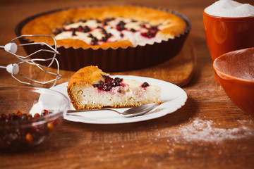 Red and black currant cake