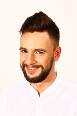 Obraz premium man's portrait with hairdress