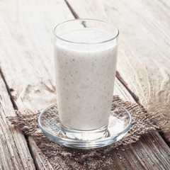 Yogurt with wheat bran as a drink for improving the digestion pr