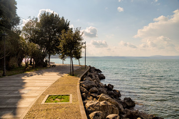 View from the shore of Bracciano lake (Italy) - obrazy, fototapety, plakaty