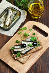 Sprats on crispbread