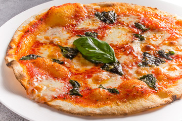 ピッツア　マルゲリータ　pizza Margherita