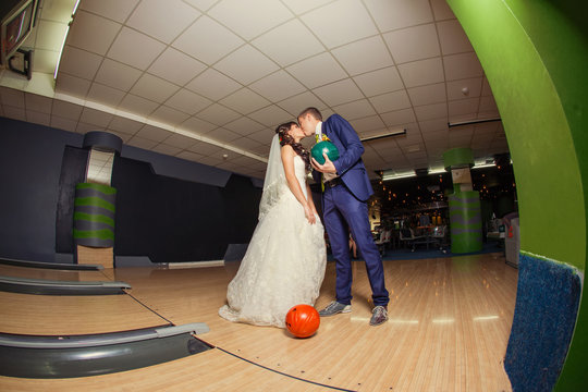 Young Wedding Couple In Bowling