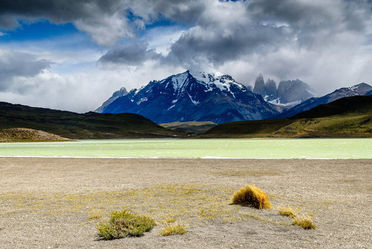 lac amarga à Torres del Paine