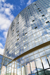 Fototapeta na wymiar New modern glass building
