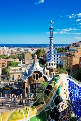 Zelfklevend Fotobehang Barcelona Park Guell in Barcelona, Spanje (bouwjaar 1900-1914)