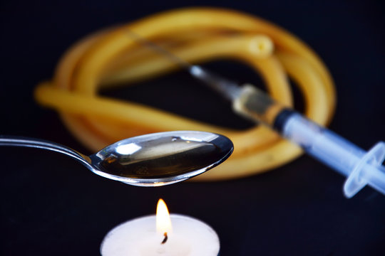 Morfin Bilder Durchsuchen 339 Archivfotos, und Videos