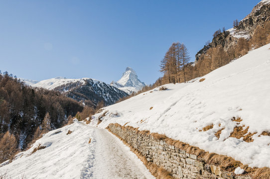 Zermatt, Walliser Dorf, Furi, Alpen, Winterferien, Schweiz