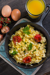  healthy breakfast,frying scramble eggs and grilled vegetables