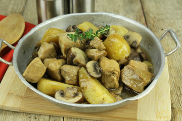 sauté de porc aux champignons