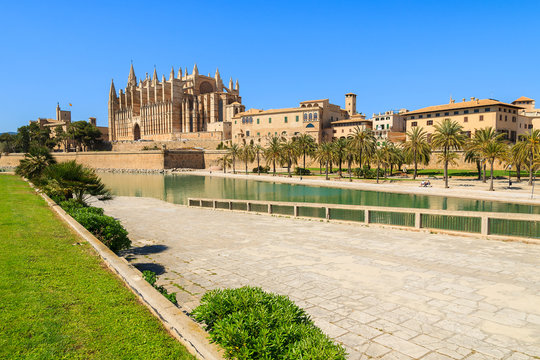 Beautiful cathedral La Seu in Palma de Mallorca town, Spain