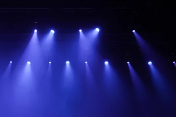 Foto op geborsteld aluminium Licht en schaduw Podiumlichten op concert.
