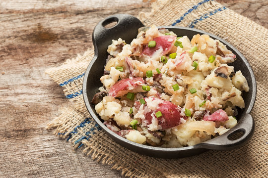 Smashed Red Potatoes With Fried Onions And Mushrooms