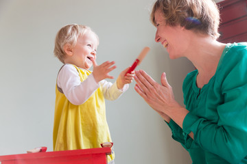 Gem&uuml;se aus Holz schneiden