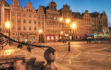 Wrocław stare miasto w nocy - obrazy, fototapety, plakaty