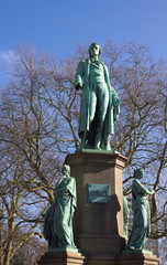 Schiller Denkmal-I-Hamburg