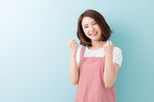 エプロン姿 の画像 71 600 件の Stock 写真 ベクターおよびビデオ Adobe Stock