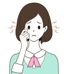 女性　目の充血