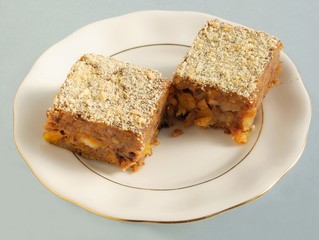 baked potatoes,apples as tasty cake