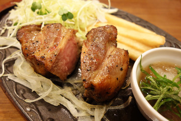 三元豚厚切り肩ロースのオーブン焼き