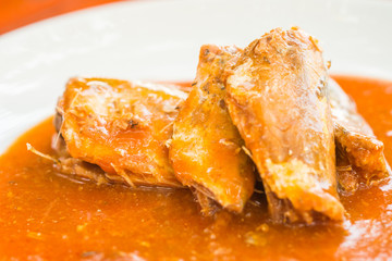 Canned fish in tomato sauce