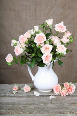 Bouquet of pink roses